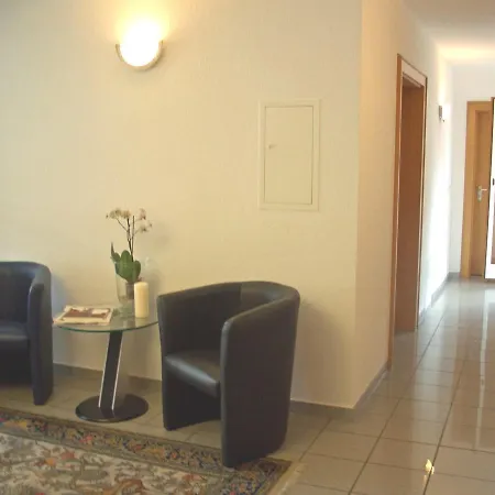 ホテル Abaton Dettingen unter Teck